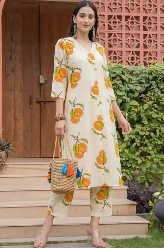 Women Printed Regular Pure Cotton Kurta with Trousers