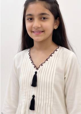 White soft rayon floral thread embroidery pattern work dress set for girls kids 4