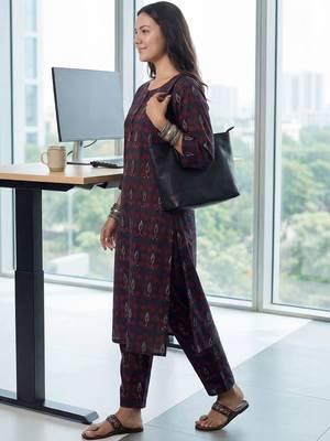 Women Ethnic Motifs Printed Regular Pure Cotton Kurta with Trousers 4