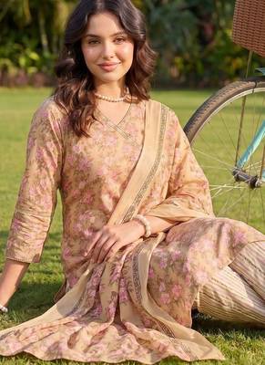 Women Floral Printed Regular Pure Cotton Kurta with Trousers & With Dupatta 4