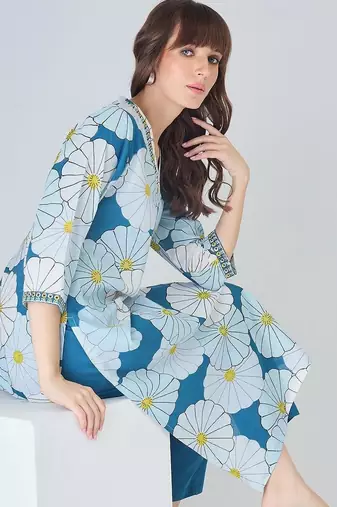 Women Floral Printed Regular Pure Cotton Kurta with Trousers