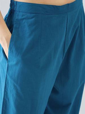 Women Floral Printed Regular Pure Cotton Kurta with Trousers 3