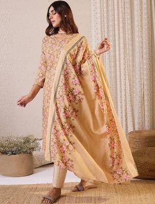 Women Floral Printed Angrakha Pure Cotton Kurta with Trousers & With Dupatta 3