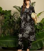 Women Black Viscose Rayon Floral Printed Regular Kurta with Trousers Set