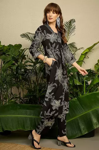 Women Black Viscose Rayon Floral Printed Regular Kurta with Trousers Set