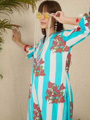 Women Floral Printed Regular Pure Cotton Kurta with Trousers 2