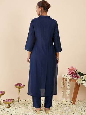 Women Ethnic Motifs Embroidered Regular Kurta with Trousers 4