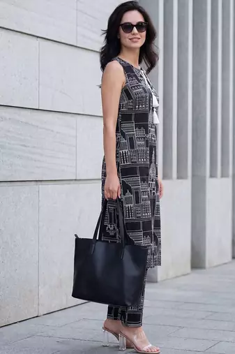 Women Printed Regular Pure Cotton Kurta with Trousers