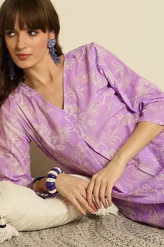 Women Floral Printed Regular Pure Cotton Kurta with Trousers