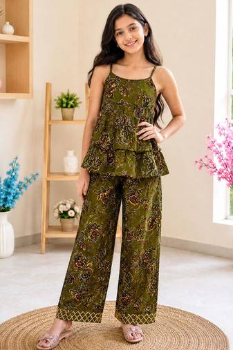 Mehendi poly rayon paisley digital printed set for girls kid