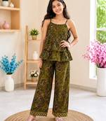 Mehendi poly rayon paisley digital printed set for girls kid