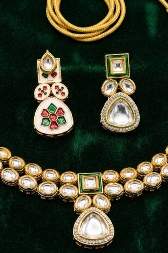 Handcrafted gold-plated kundan choker necklace set with earrings | traditional ethnic indian bridal jewelry for women