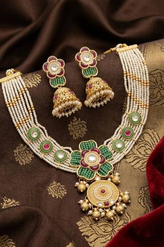 Antique gold-plated kundan pearl bridal necklace set with jhumka | traditional ethnic jewelry