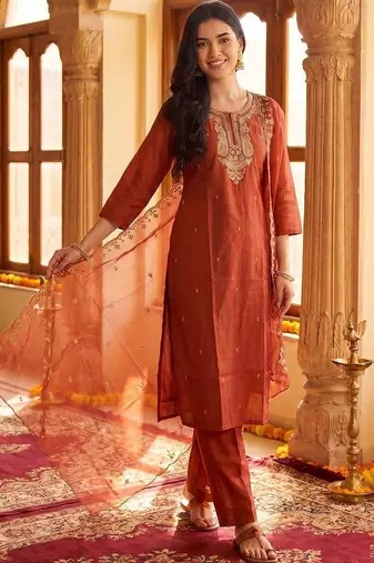 Women Ethnic Motifs Embroidered Regular Thread Work Kurta with Trousers & With Dupatta