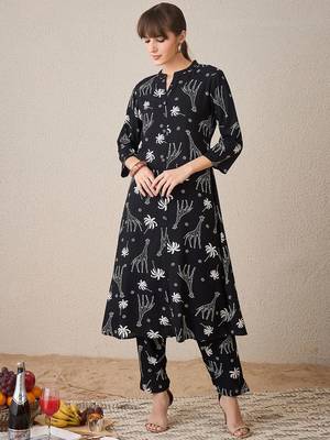 Quirky Printed Mandarin Collar A-Line Kurta With Trousers 7