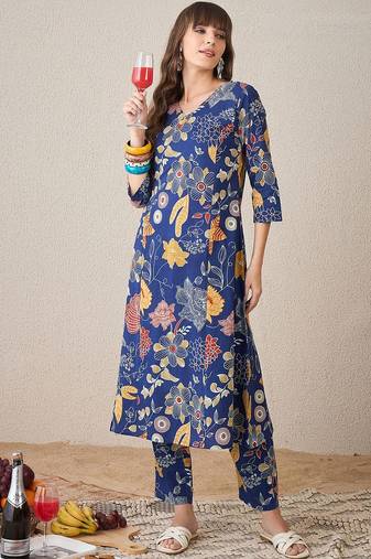 Women Floral Printed Regular Pure Cotton Kurta with Trousers