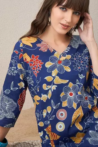 Women Floral Printed Regular Pure Cotton Kurta with Trousers