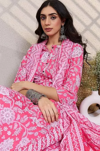 Women Floral Printed Regular Pure Cotton Kurta with Trousers & With Dupatta