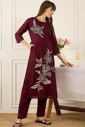 Women Floral Printed Regular Pure Cotton Kurta with Trousers