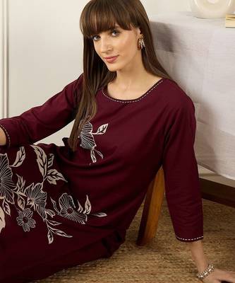 Women Floral Printed Regular Pure Cotton Kurta with Trousers 6