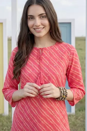 Women Leheriya Printed Regular Sequinned Kurta with Trousers