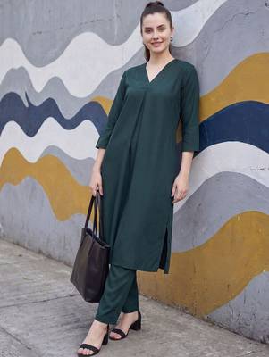 Women Regular Kurta with Trousers 5