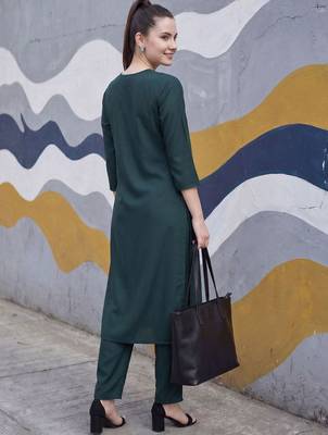 Women Regular Kurta with Trousers 6