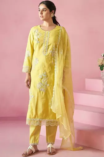 Women Floral Embroidered Regular Thread Work Kurta with Trousers & With Dupatta