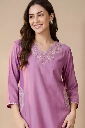 Women Ethnic Motifs Embroidered Regular Thread Work Kurta with Trousers