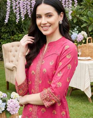 Women Ethnic Motifs Printed Regular Pure Cotton Kurta with Trousers 2