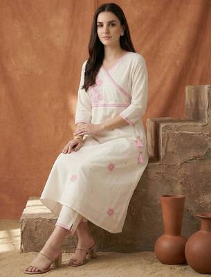 Women Floral Embroidered Angrakha Thread Work Pure Cotton Kurta with Trousers 1