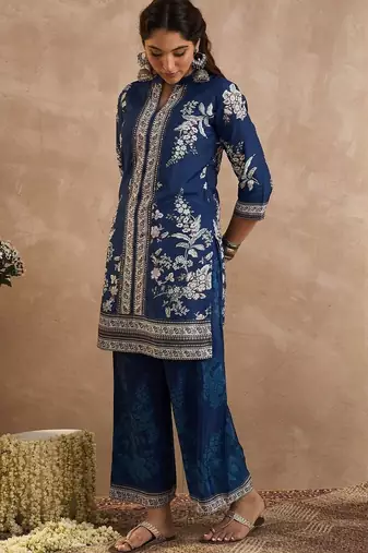 Floral Printed Mandarin Collar Mirror Work Straight Kurta With Palazzos