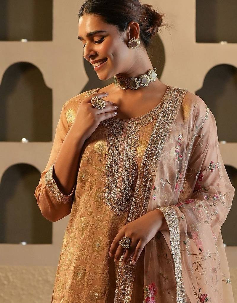 Ethnic Motifs Woven Design Zari Round Neck Straight Kurta & Trousers With Dupatta