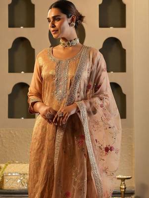 Ethnic Motifs Woven Design Zari Round Neck Straight Kurta & Trousers With Dupatta 6