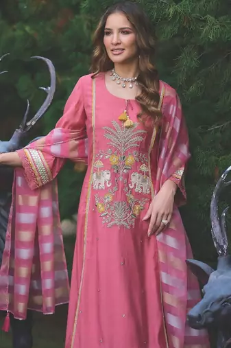 Women Animal Embroidered Regular Sequinned Kurta with Trousers & With Dupatta