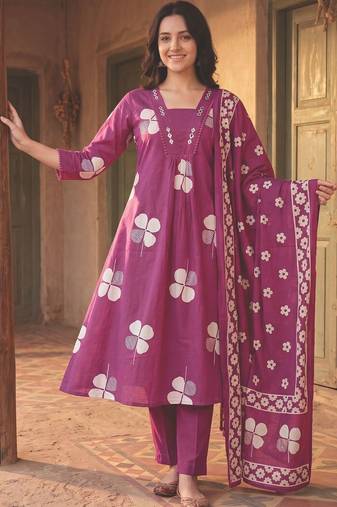 Women Floral Printed Regular Mirror Work Pure Cotton Kurta with Trousers & With Dupatta