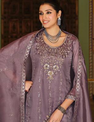 Women Paisley Embroidered Regular Beads and Stones Kurta with Palazzos & With Dupatta 2