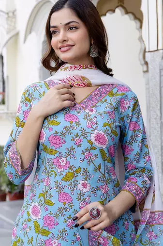 Women Floral Printed Regular Mirror Work Pure Cotton Kurta with Trousers & With Dupatta