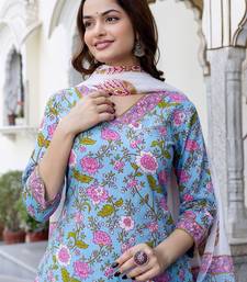 Women Floral Printed Regular Mirror Work Pure Cotton Kurta with Trousers & With Dupatta