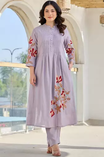 Women Floral Embroidered Thread Work Pure Cotton Kurta with Trousers