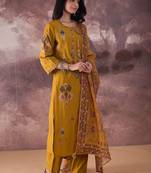 Ethnic Motifs Embroidered Regular Thread Work Kurta With Trousers & Dupatta