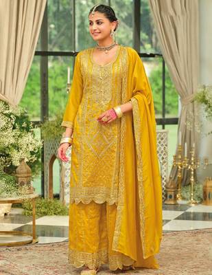 Ethnic Motifs Embroidered Round Neck Straight Kurta With Trousers & Dupatta 1