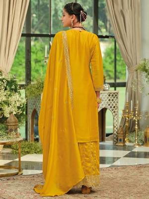Ethnic Motifs Embroidered Round Neck Straight Kurta With Trousers & Dupatta 4