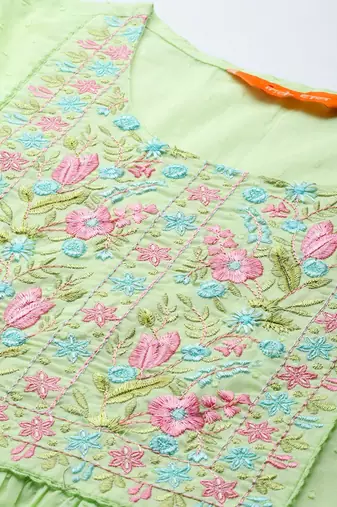 Floral Embroidered Panelled Thread Work Pure Cotton Kurta with Trousers & Dupatta