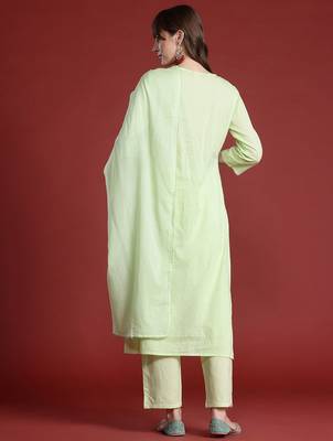 Floral Embroidered Panelled Thread Work Pure Cotton Kurta with Trousers & Dupatta 6