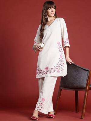Floral Embroidered Thread Work Pure Cotton Kurta with Palazzos 1
