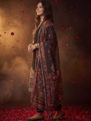 Women Ethnic Motifs Embroidered Regular Thread Work Kurta with Trousers & With Dupatta 3