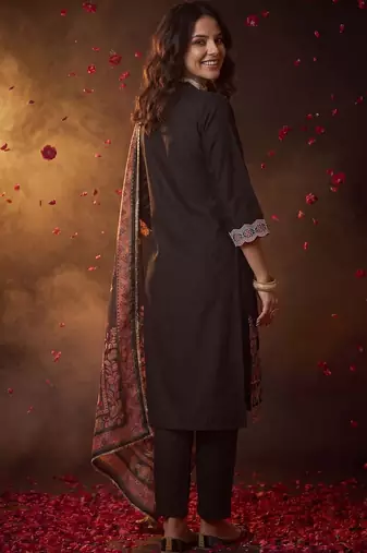 Women Ethnic Motifs Embroidered Regular Thread Work Kurta with Trousers & With Dupatta