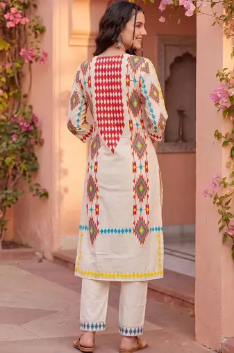 Women Printed Regular Pure Cotton Kurta with Trousers