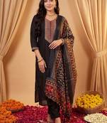 Women Ethnic Motifs Embroidered Regular Thread Work Kurta with Trousers & With Dupatta